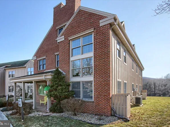 13840 Pond View Ln, Mercersburg, PA 17236