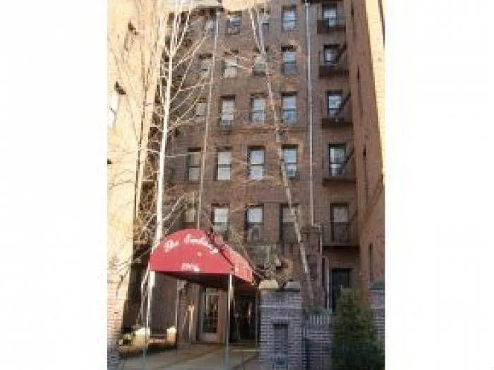 7901 4th Ave APT C19 photo 1