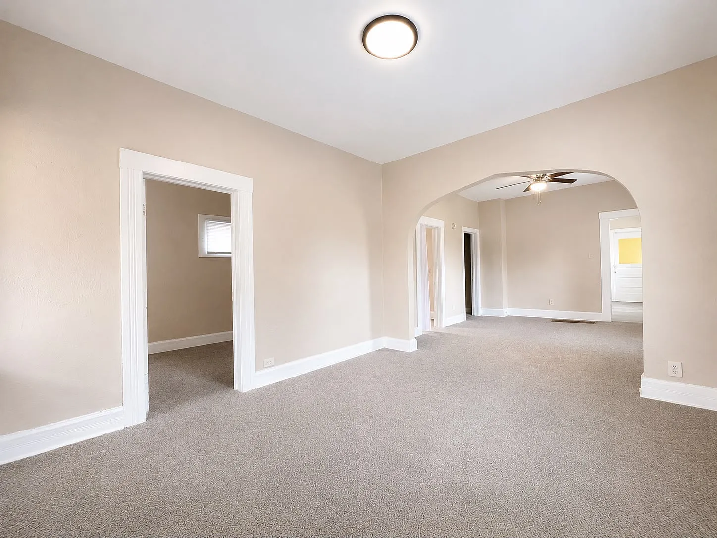 2 bed, 820 sqft, $850 — Photo 3