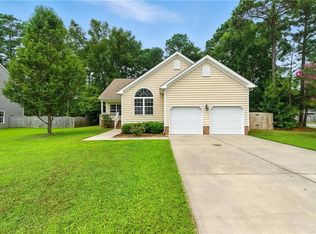 6911 Lakeside Dr, Hayes, VA 23072