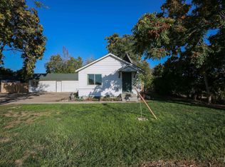 420 S Whitley Dr, Fruitland, ID 83619