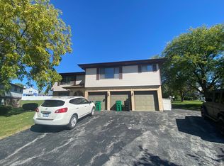 311 Dawn Ct, Bloomingdale, IL