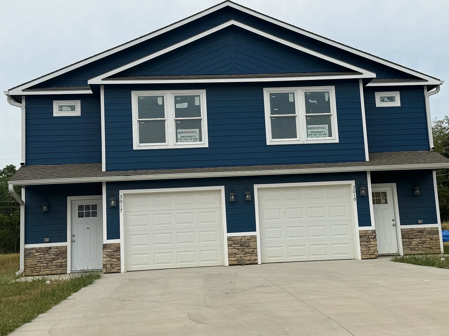 3026 NW Magnolia Ave — Photo 1