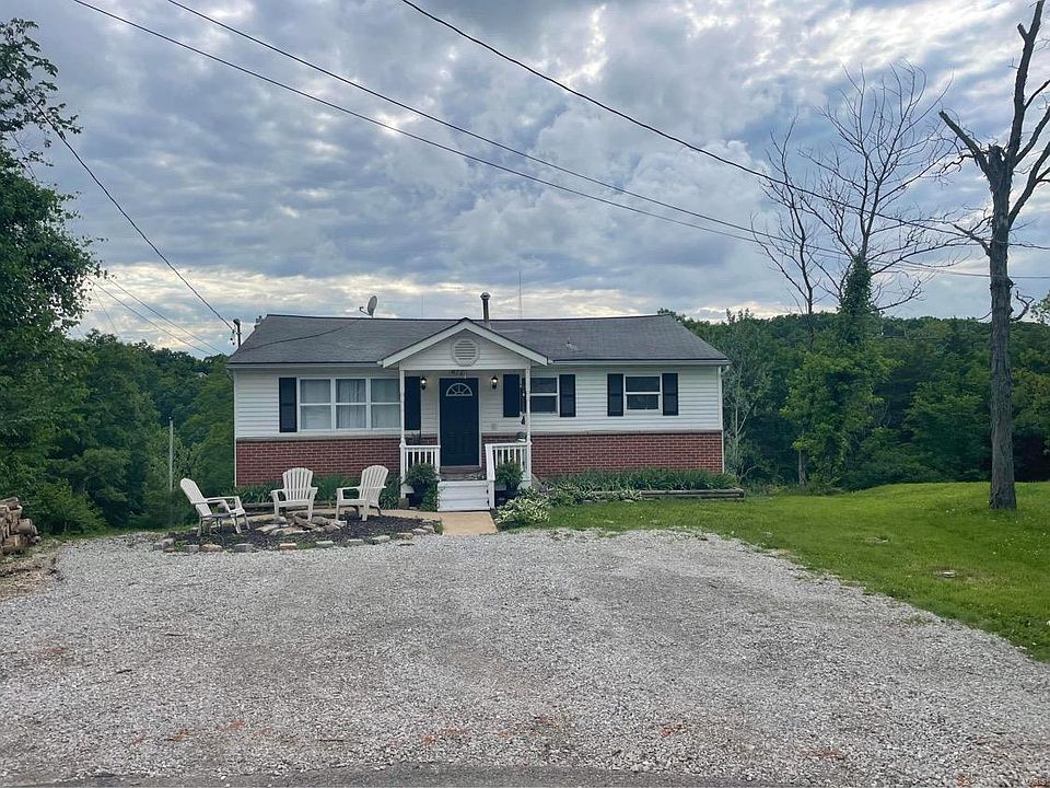 1st image of 4721 Oakwood Dr