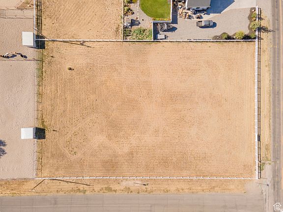 5th image of 4798 N Droubay Rd