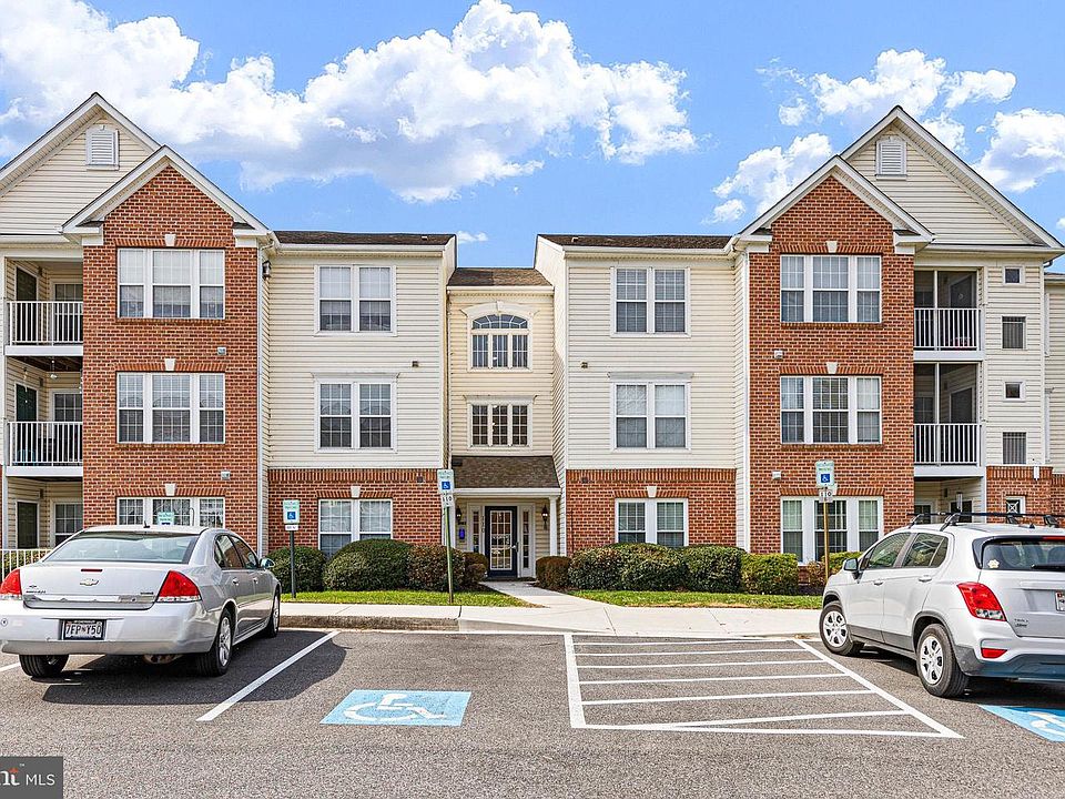 1st image of 110 Bayland Dr Unit G