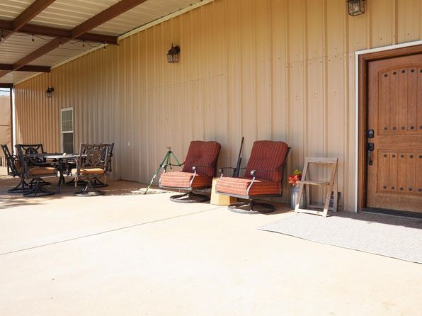 6706 E Fm 1585, Ropesville, TX 79358