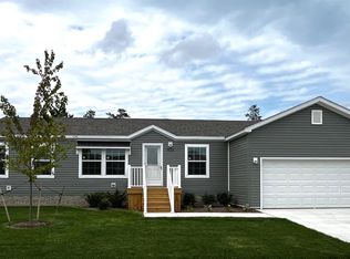 2759 Naples Ct, Lapeer, MI 48446