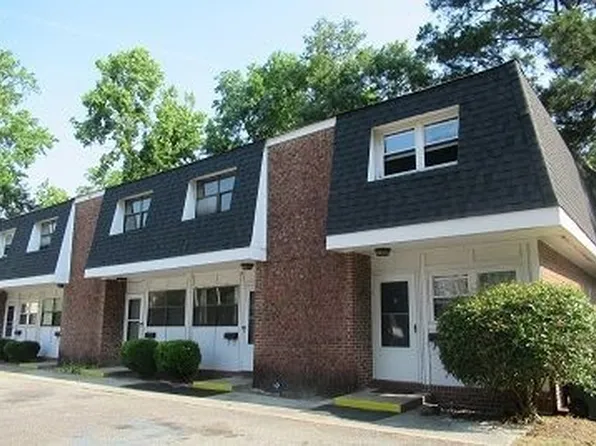 611 E 11th St, Greenville, NC 27858