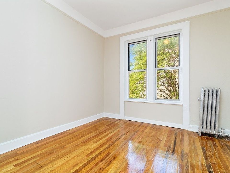 1st image of 241 W 13th St APT 18