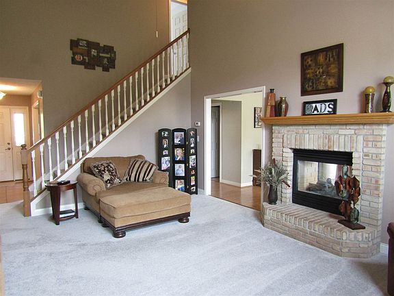 2nd image of 5513 Lux Blvd