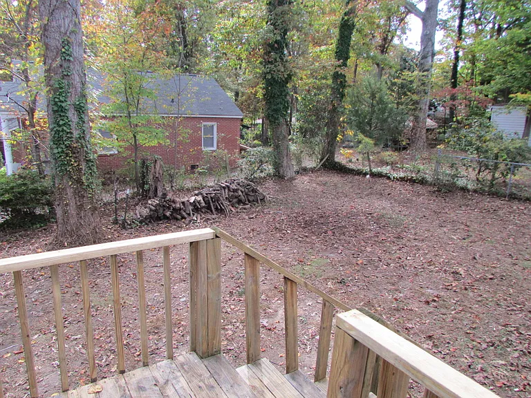 310 E Parkwood St — Photo 10