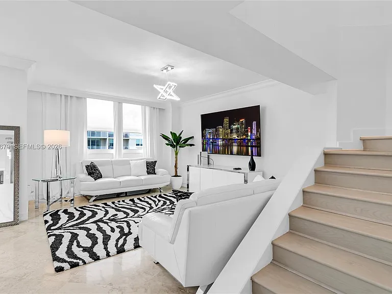 99 SE Mizner Blvd #Penthouse 16 — Photo 3