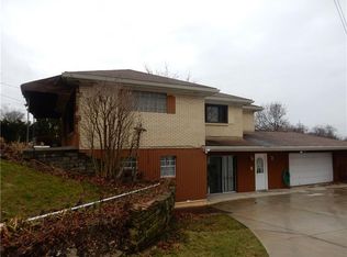 500 Glowood Dr, Pittsburgh, PA 15227