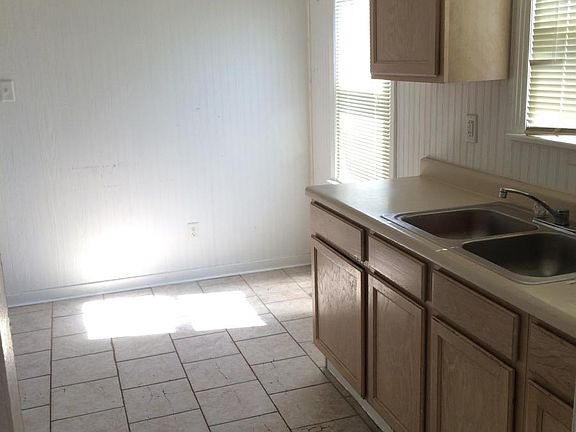 3rd image of 2817 Highway Ave APT 3