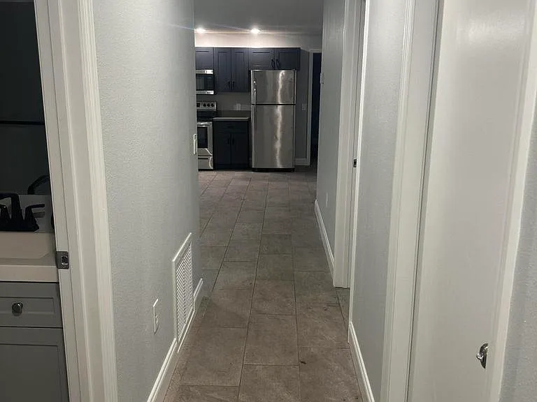 4445 Alpine Ln — Photo 10