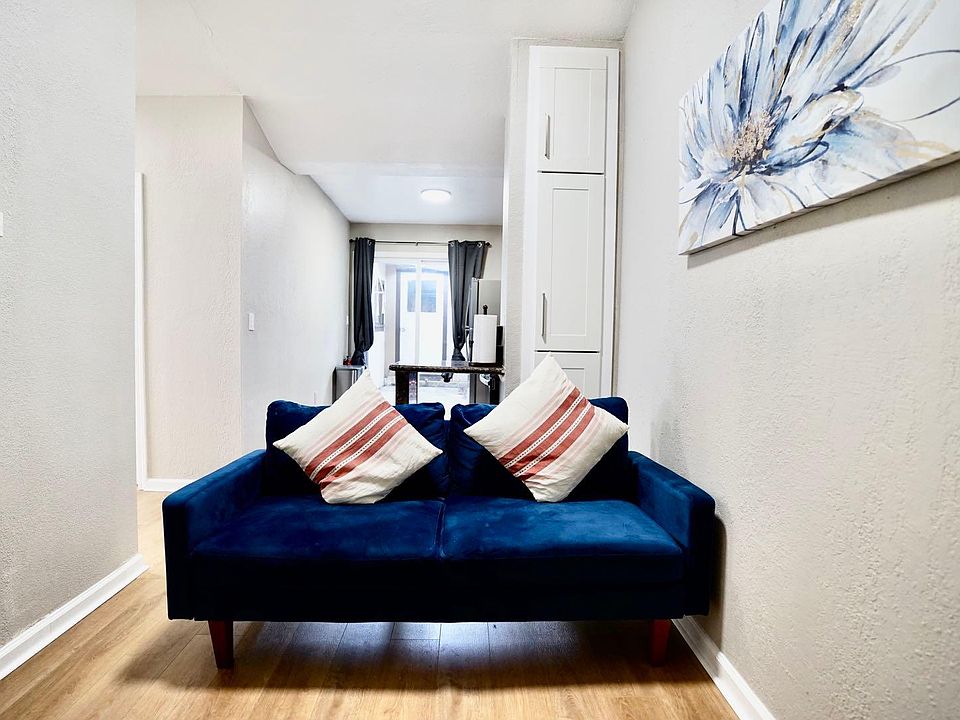 1st image of 469 Clifton Ave #5