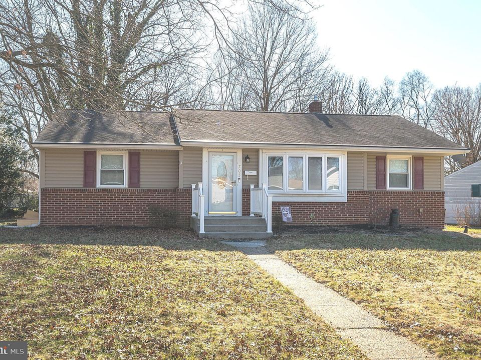 1st image of 705 Catalina Dr