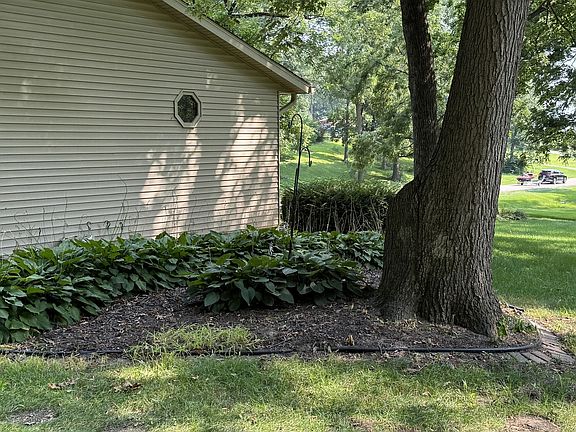 5th image of 3309 Valley Dr
