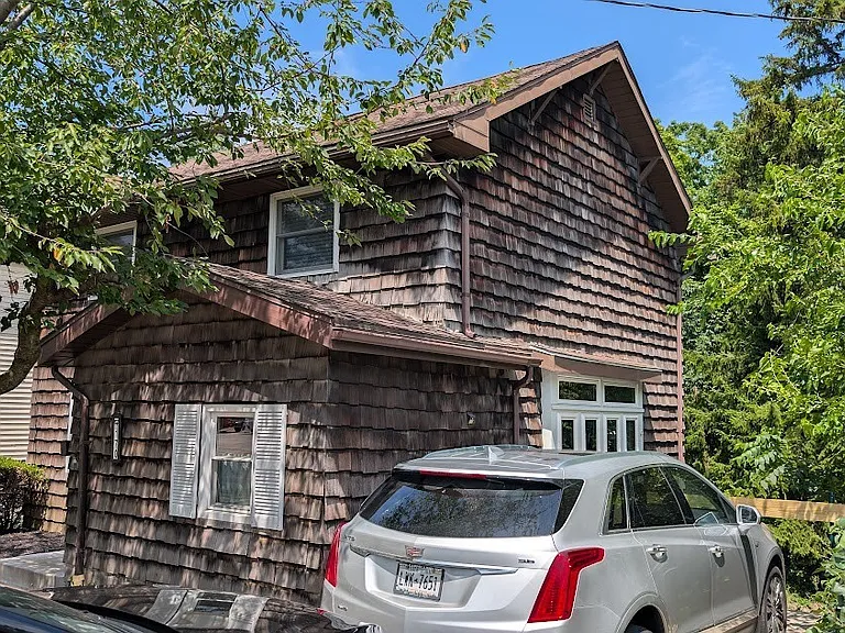 170 Glen Ave — Photo 2