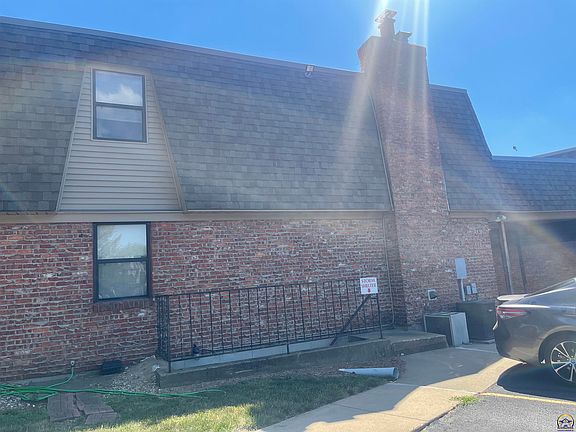 5th image of 2815 SW Prairie Rd APT 22