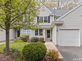 1803 Cypress Dr #1803, Danbury, CT 06811