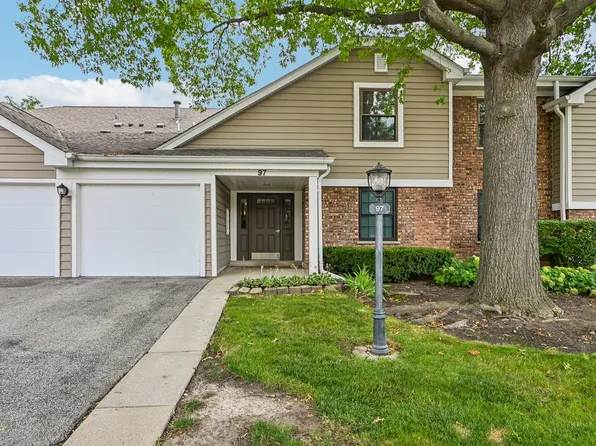97 Burr Oak Ln Unit A2, Schaumburg, IL 60193