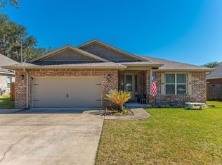 38 Marlborough Rd, Shalimar, FL 32579