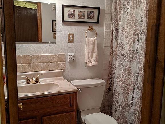 5th image of 8323 Sheridan Ct
