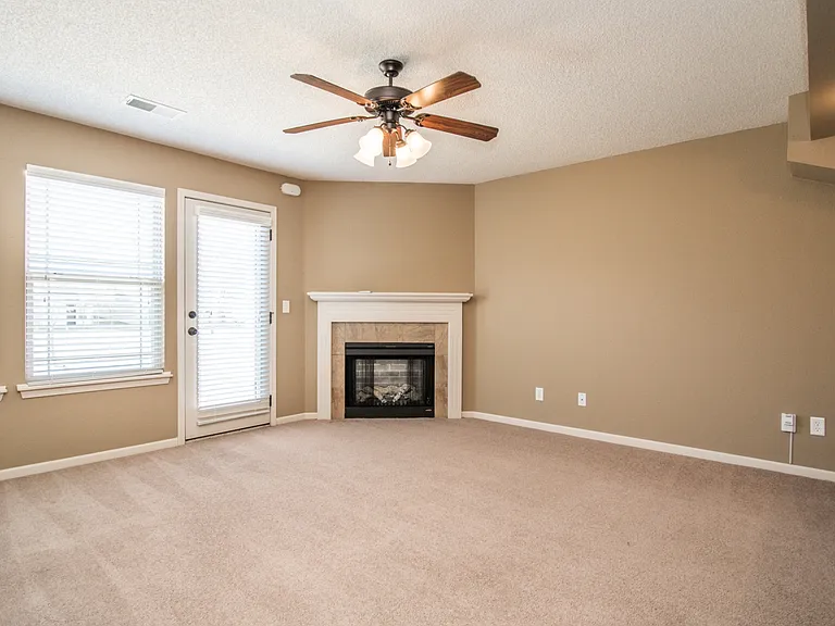 Bennington Park Townhomes — Photo 51