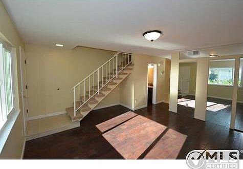 3rd image of 16741 Parthenia St Unit 5
