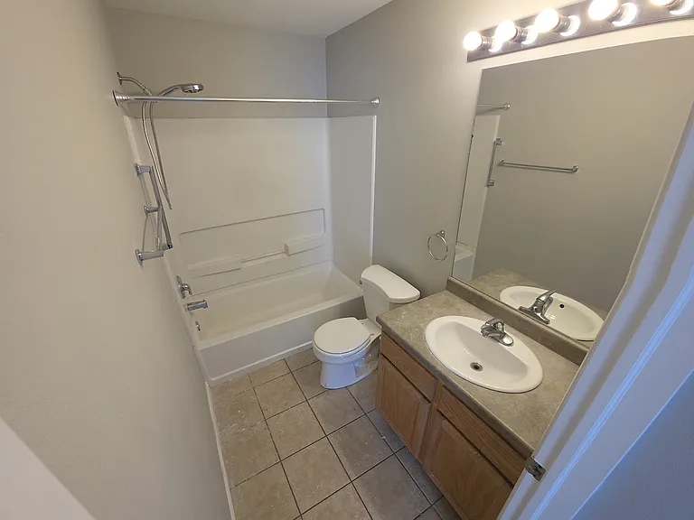 2413 S Big Village Ct — Photo 10