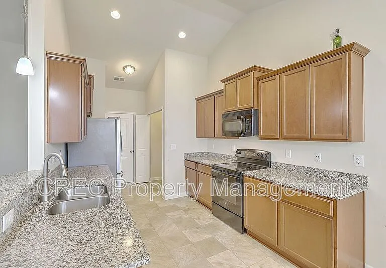 7707 High Maple Cir — Photo 12