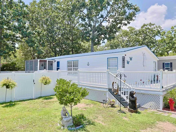 1517 Virgo Ln., Myrtle Beach, SC 29575