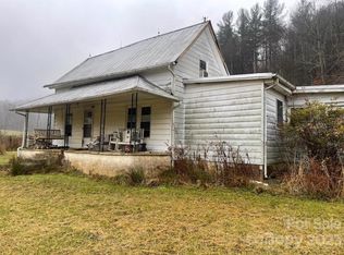 217 Brady Rd, Laurel Springs, NC 28644