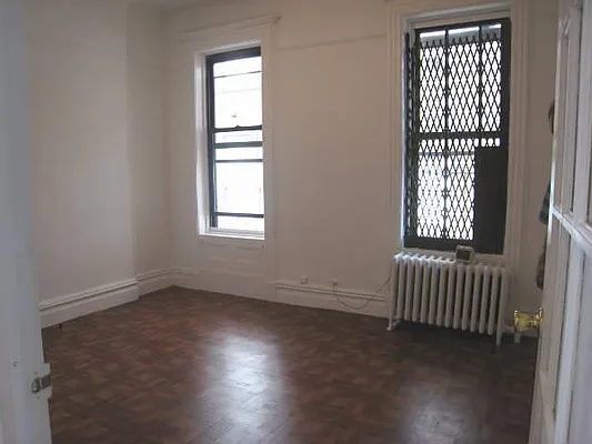 Rented by Manhattan Best Realty, Inc. | media 31