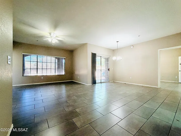 1500 E Pusch Wilderness Dr #17101 — Photo 3