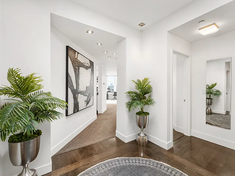 305 SW Montgomery St — Photo 13