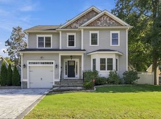 95 Spiers Rd, Newton, MA 02459