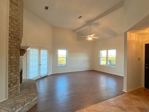 2nd image of 202 Cambridge Cir