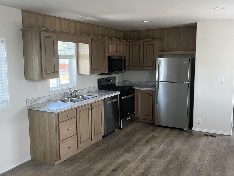 1st image of 107 Northside Dr