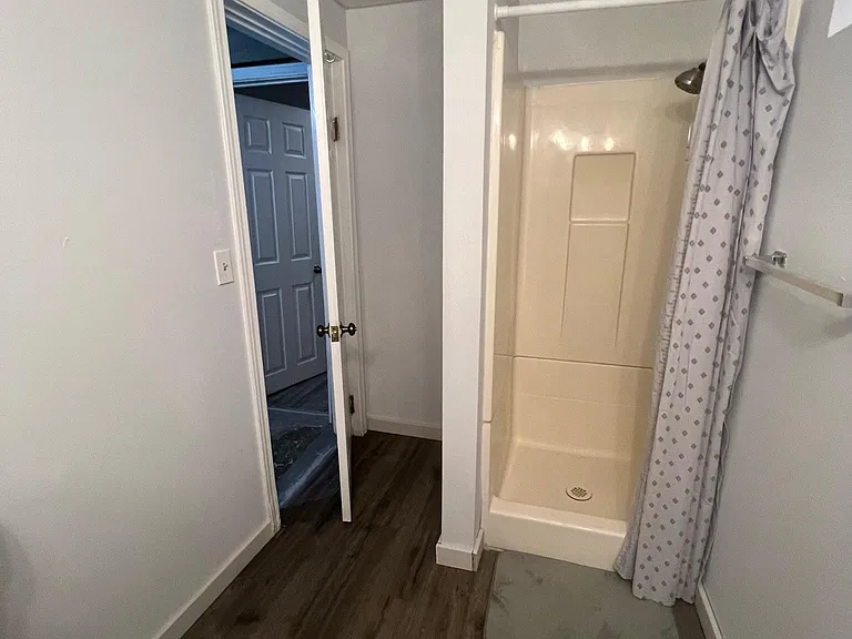 8301 NE Hassalo St — Photo 28
