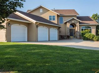 5521 Limelight Ln, Rapid City, SD 57702