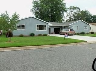 403 10th Ave N, Onalaska, WI 54650