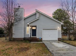 4322 Bridge St, Hope Mills, NC 28348