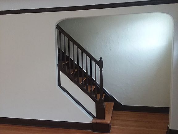 5th image of 12835 Petoskey Ave