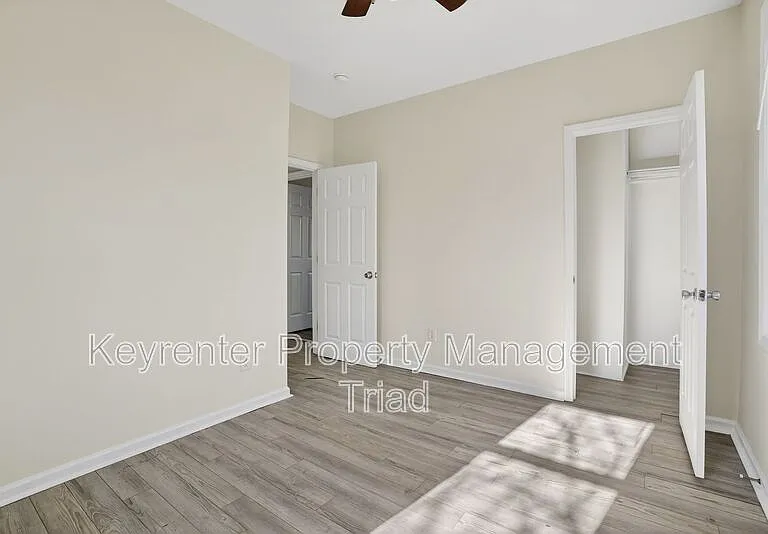 2405 Freeman Mill Rd — Photo 27