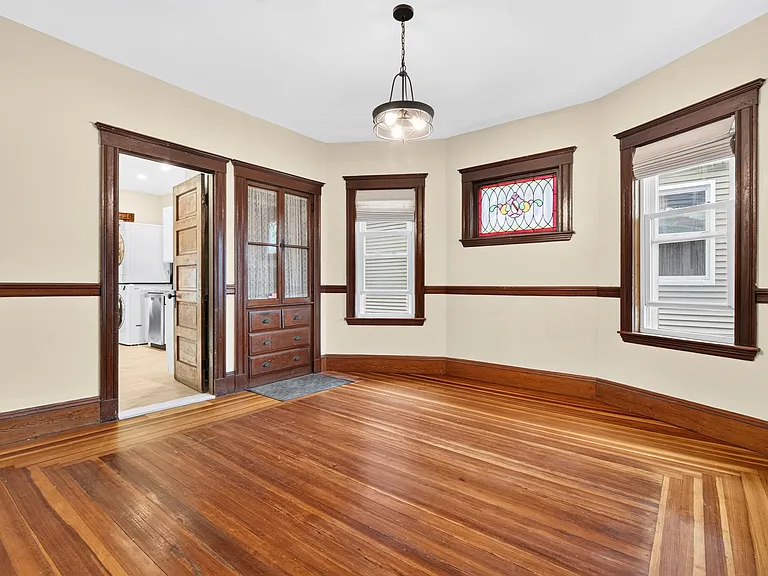 45 Edwin St #2 — Photo 5