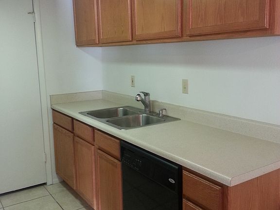 5th image of 5233 N 42nd Dr