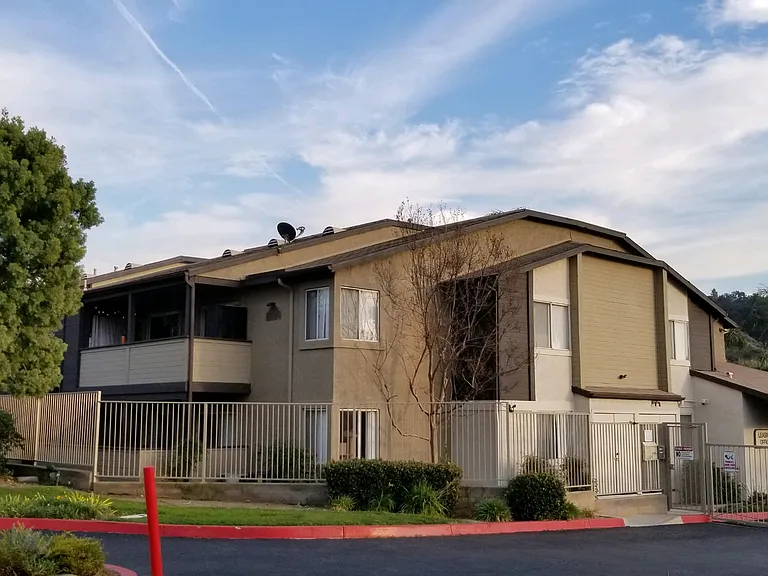 Meadowood Apartments front of the building